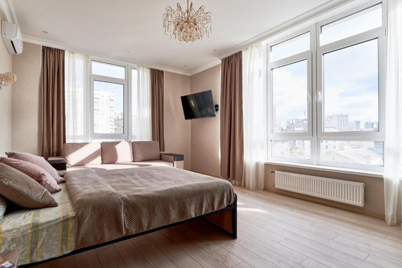 Kador Home Hotel Downtown Киев Экстерьер фото