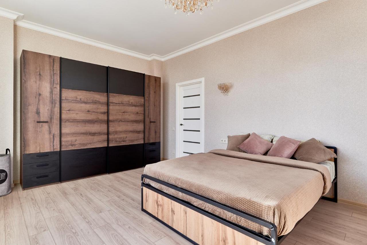 Kador Home Hotel Downtown Киев Экстерьер фото