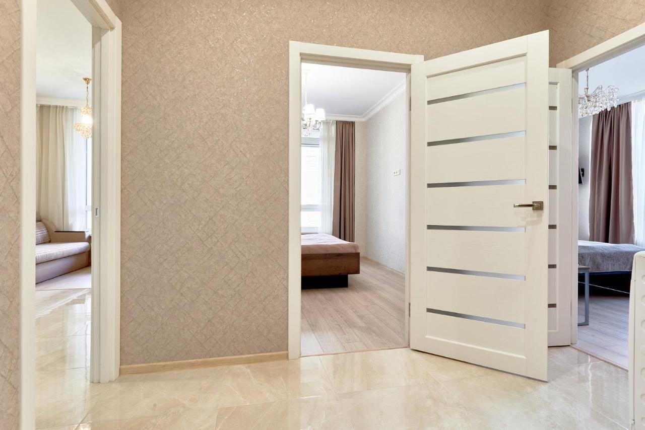 Kador Home Hotel Downtown Киев Экстерьер фото