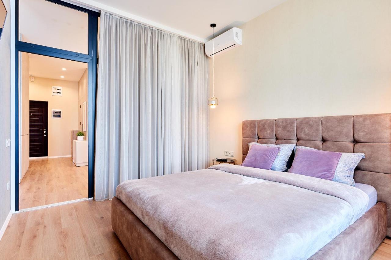 Kador Home Hotel Downtown Киев Экстерьер фото