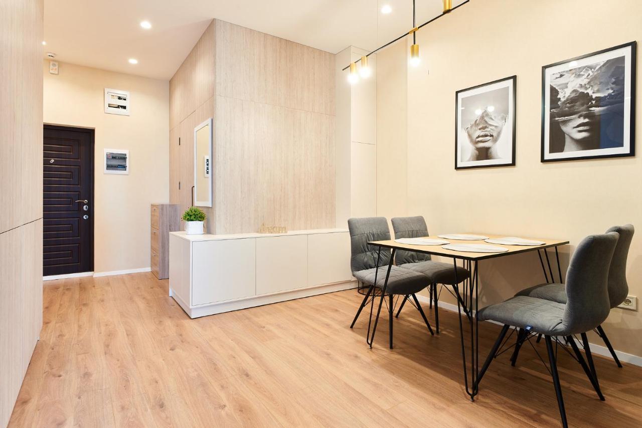 Kador Home Hotel Downtown Киев Экстерьер фото